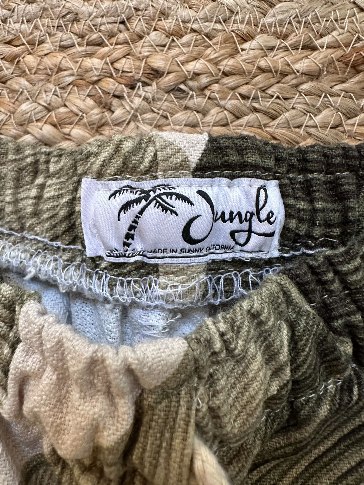 Jungle Gurl JungleGurl banana leaf shorts Size US 36 / EU 52 - 5 Thumbnail