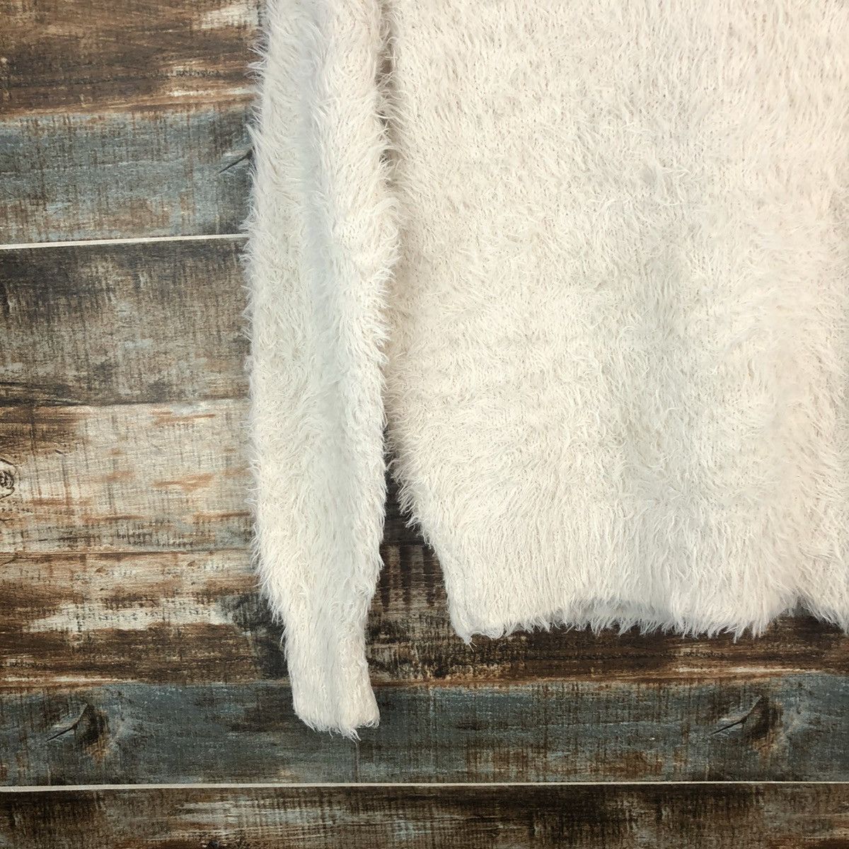 GU × Homespun Knitwear GU Japan White Mohair shaggy fur Knitwear #A1880 Size S / US 4 / IT 40 - 7 Thumbnail