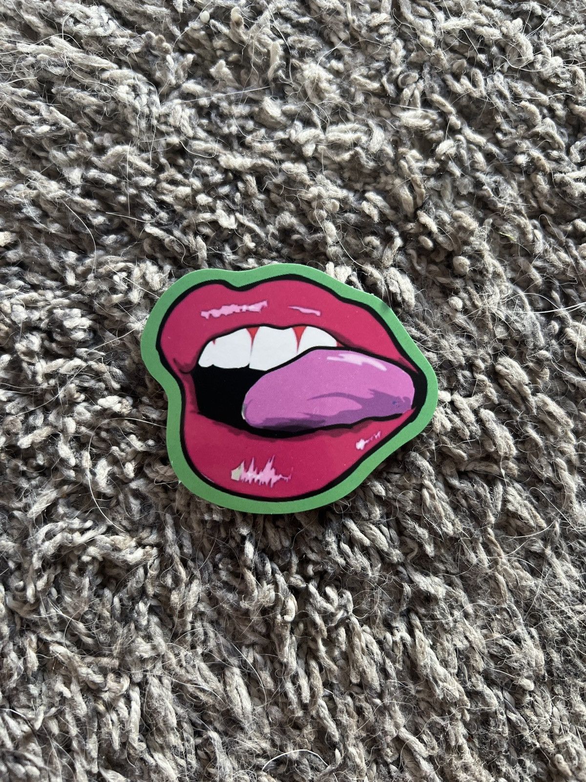 Hypebeast Lips With Tongue Sticker Size ONE SIZE - 1 Thumbnail