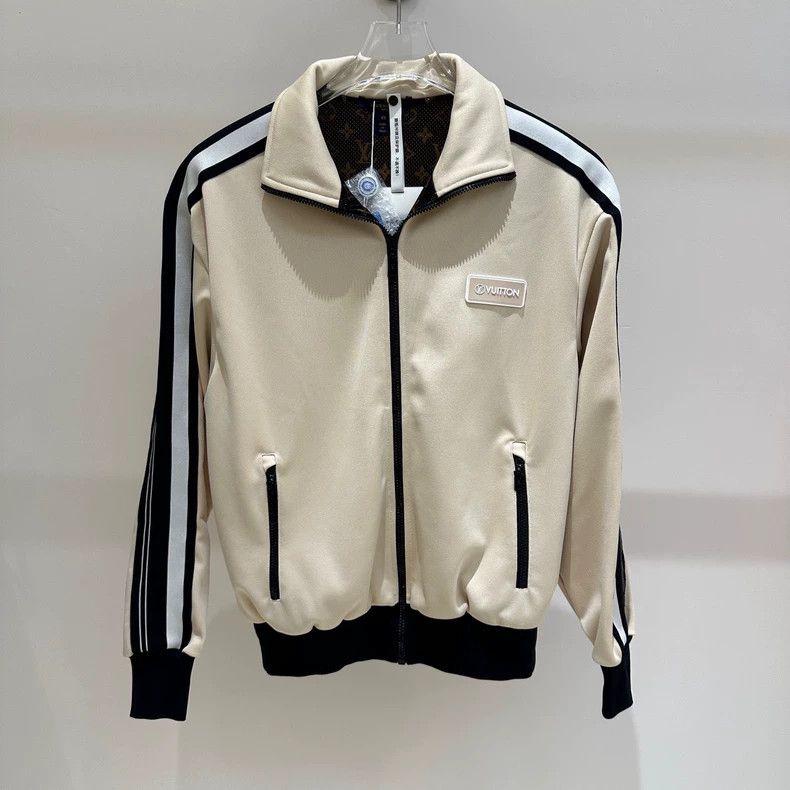 Louis Vuitton Louis Vuitton Beige striped inside presbyopic school unifo Size US XS / EU 42 / 0 - 1 Thumbnail