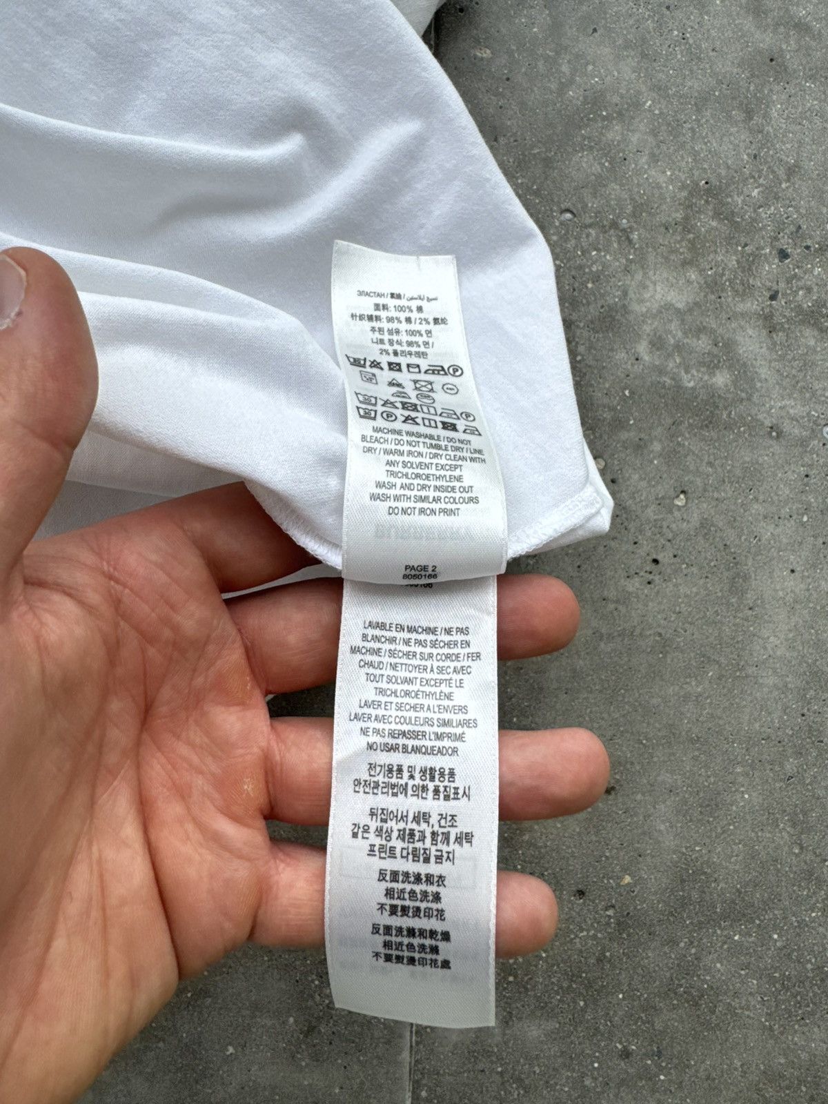 Burberry Burberry Basic Logo T-shirt Designer Luxury tees Size US M / EU 48-50 / 2 - 6 Thumbnail