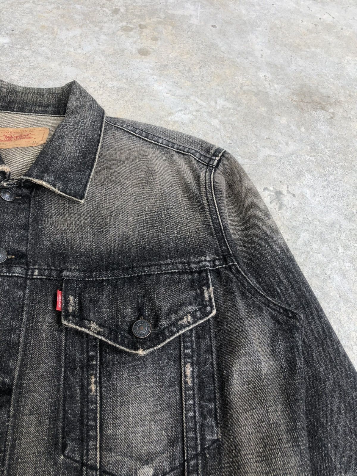 Levi's Y2k Levi’s Denim Jacket Mud Wash Distressed Size US L / EU 52-54 / 3 - 8 Thumbnail