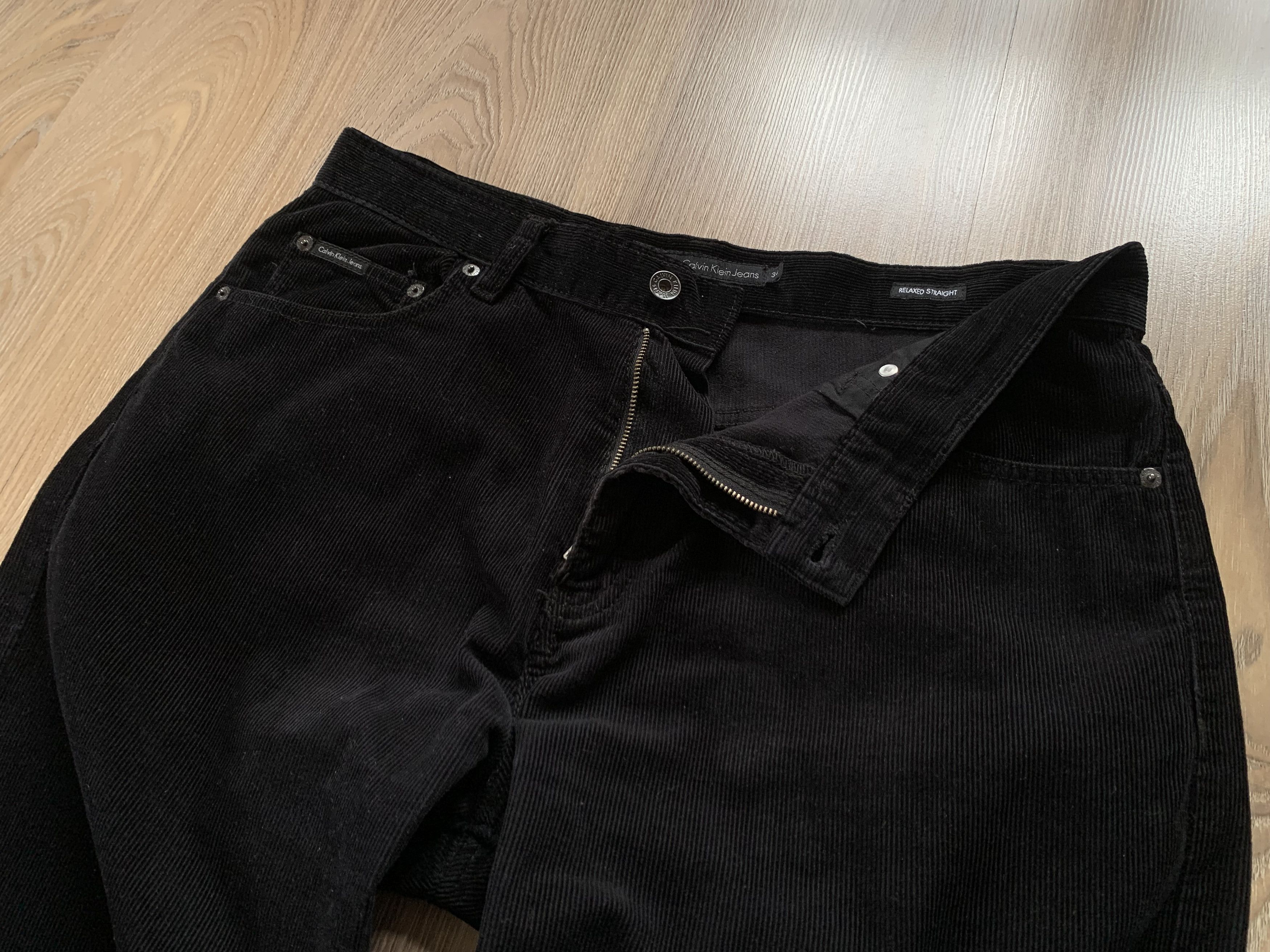 Calvin Klein × Vintage Vintage Calvin Klein Black Velvet Pants Size US 34 / EU 50 - 5 Thumbnail