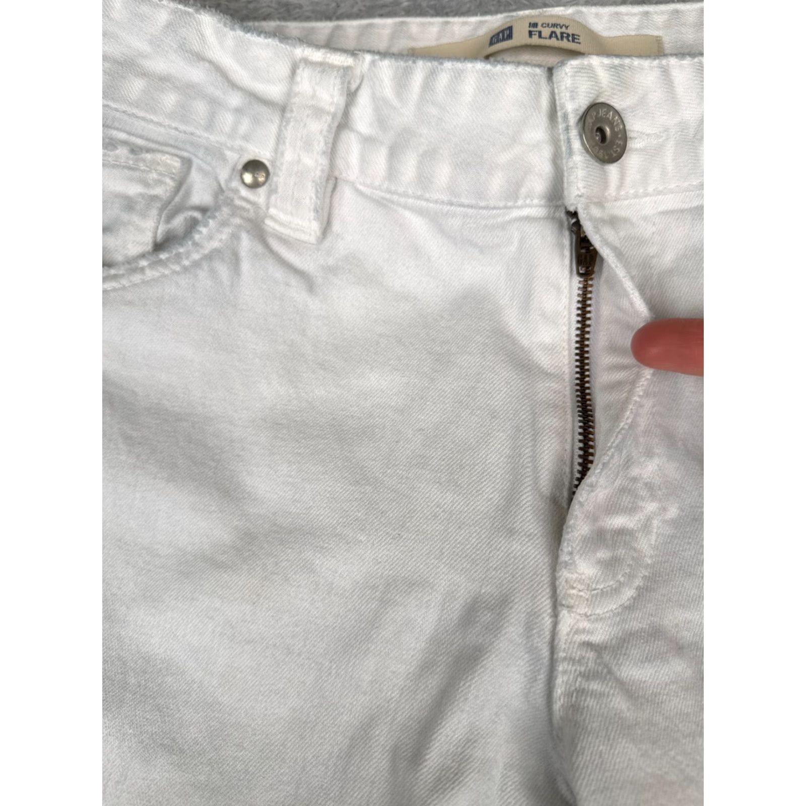 Gap Gap Jeans Womens 12 L White Denim Curvy Flare Mid Rise Cotton READ ME 33x34 Size 34" / US 12 / IT 48 - 5 Thumbnail