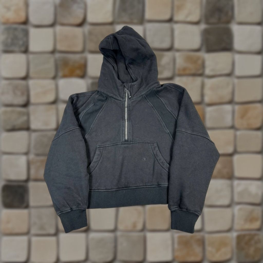 Lululemon Lululemon Scuba Hoodie Womens M Black Pullover Navy Logo Lightweight Fleece Activewear Winter/Run Womens Size M / US 6-8 / IT 42-44 - 1 Thumbnail