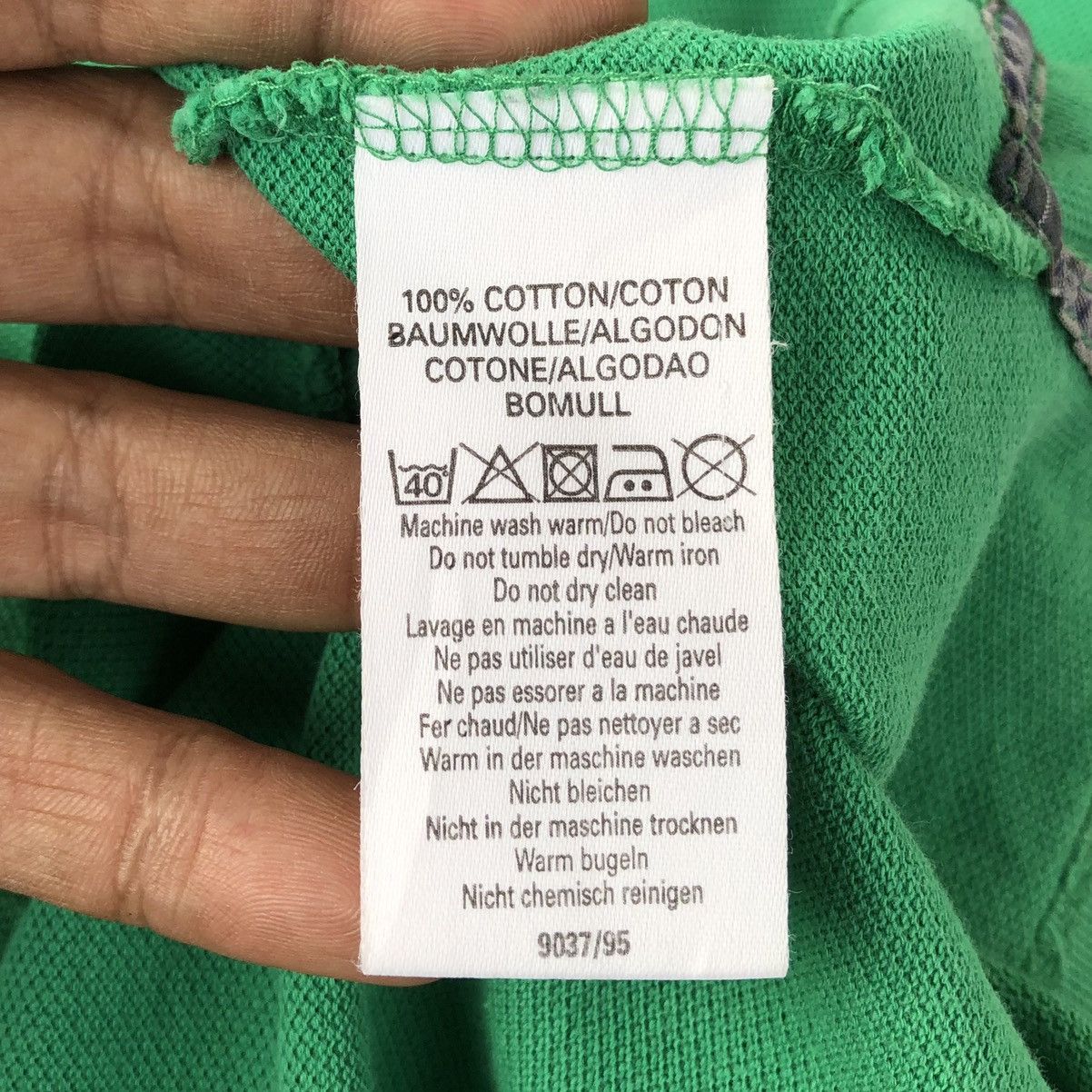 Burberry Vintage Burberrys Embroidery Logo Polo Tee Made In England Size US M / EU 48-50 / 2 - 12 Thumbnail