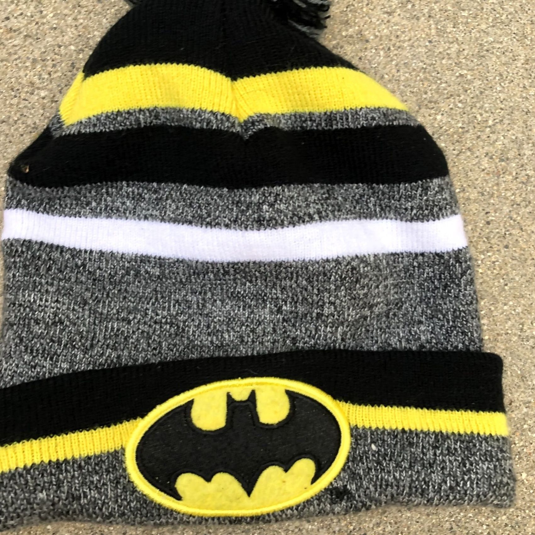 DC Comics DC Comics Batman Cuffed Beanie Pom Hat One Size Grey Cap Mens Size ONE SIZE - 2 Thumbnail