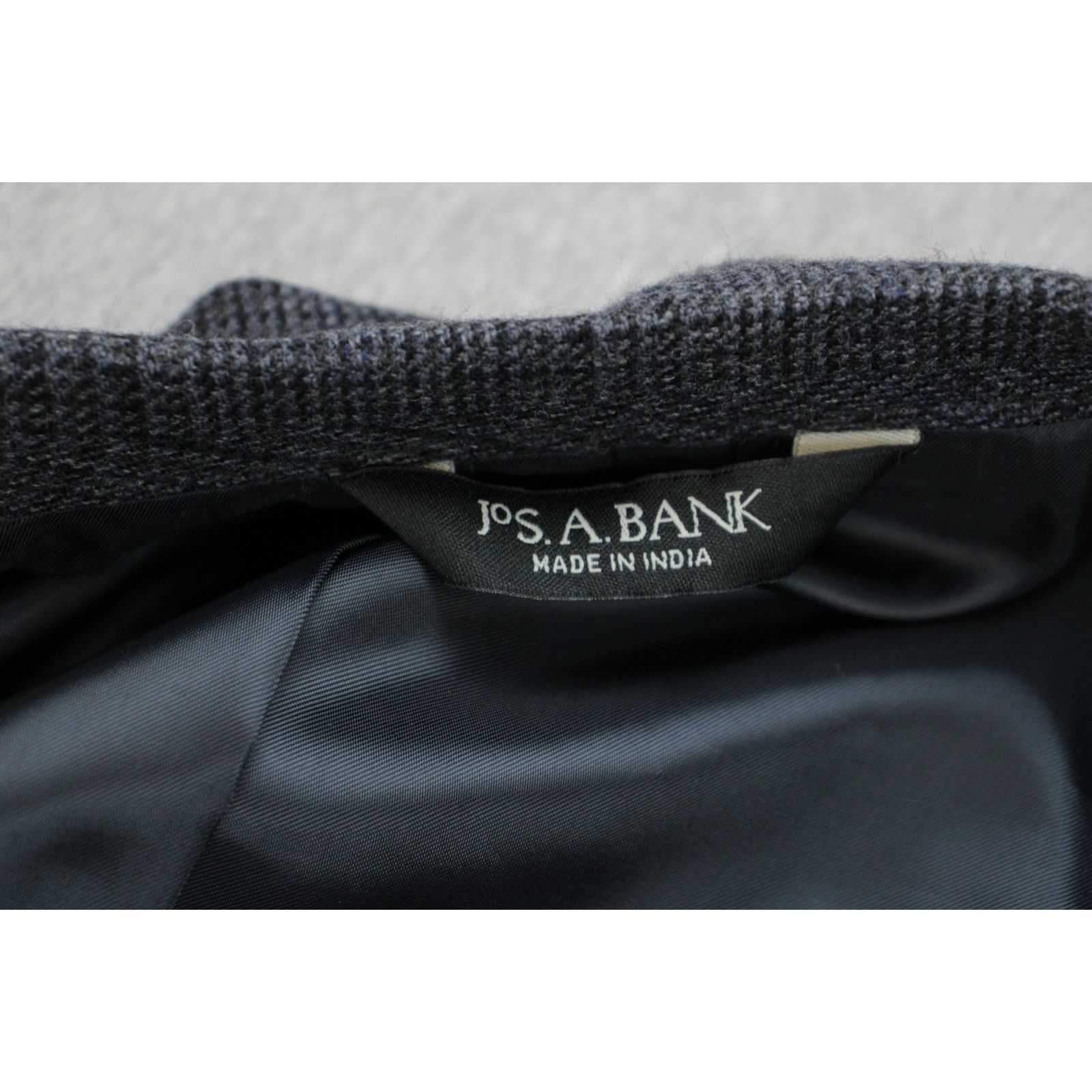 Jos. A. Bank Jos A Bank Blazer Mens 46R Gray Plaid 100% Wool Size 46R - 6 Thumbnail