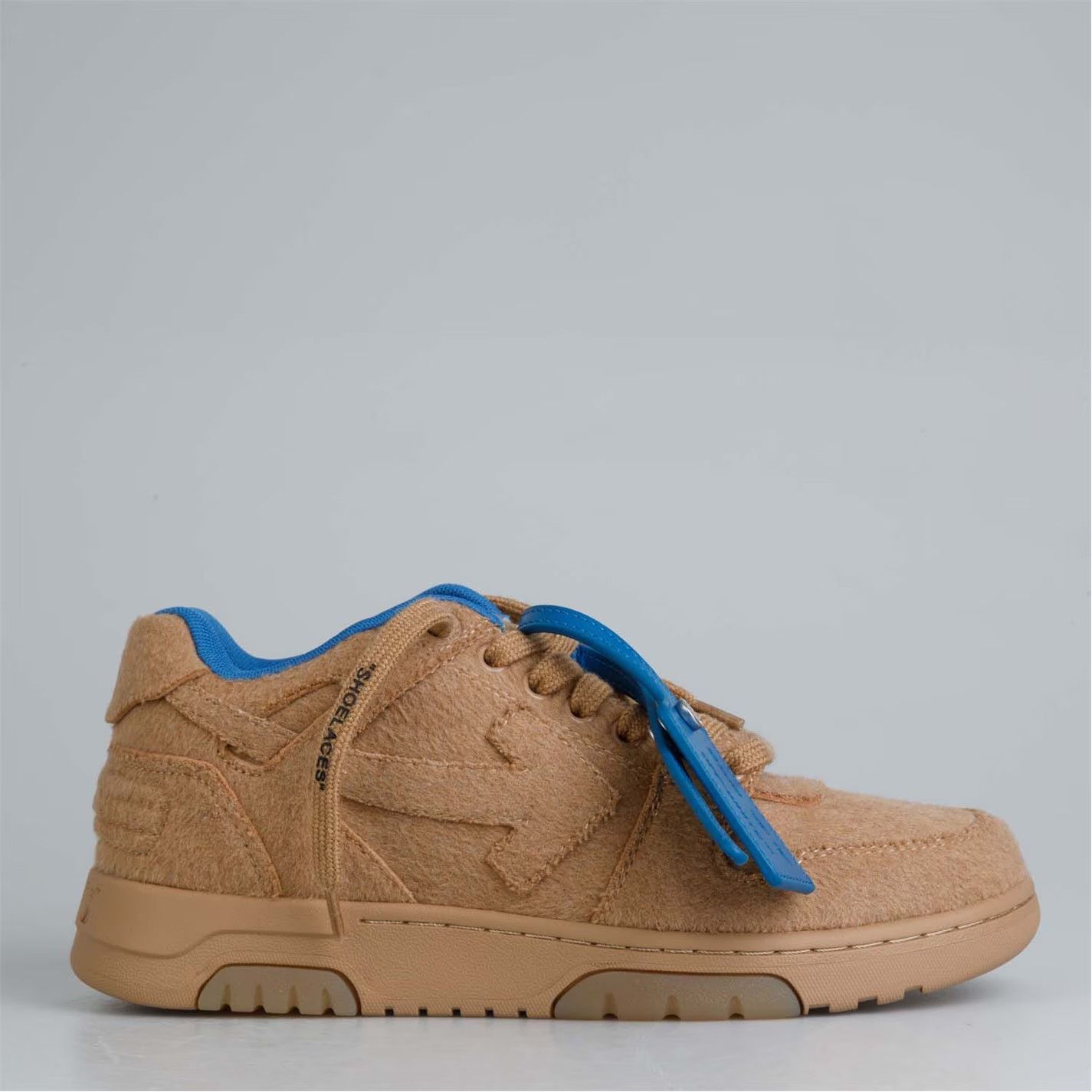 o1g2r1mq0125 Office Trainers in Camel