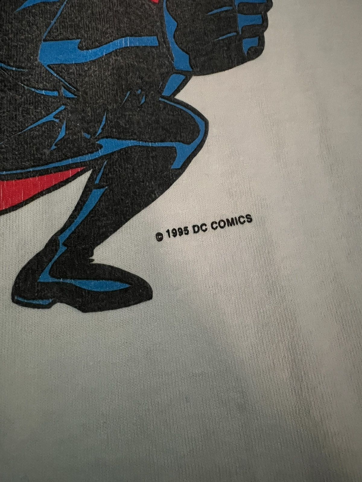 DC Comics Rare Vintage Batman and Robin Batarang Tee Size US XL / EU 56 / 4 - 3 Thumbnail