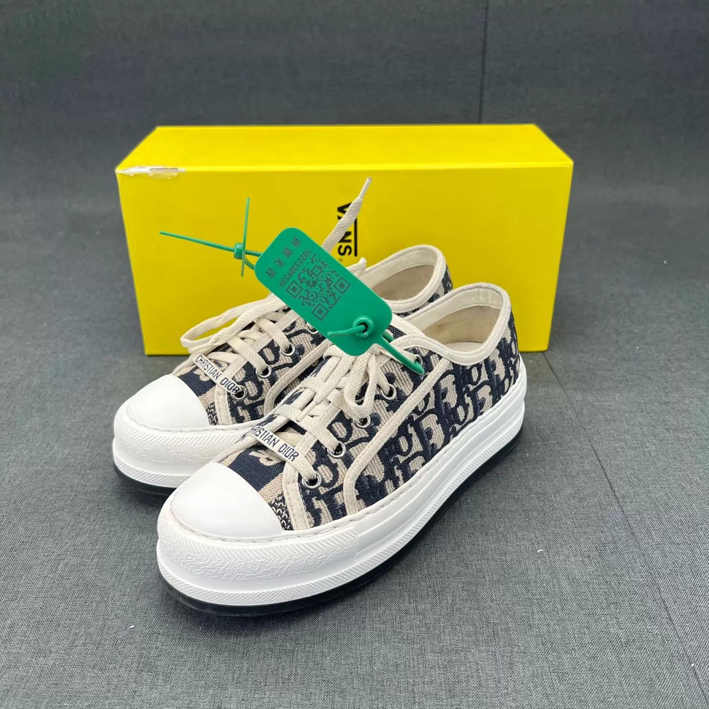 Dior Dior Walk Black & White Full Print 36 NIB Size US 5.5 / IT 35.5 - 1 Thumbnail