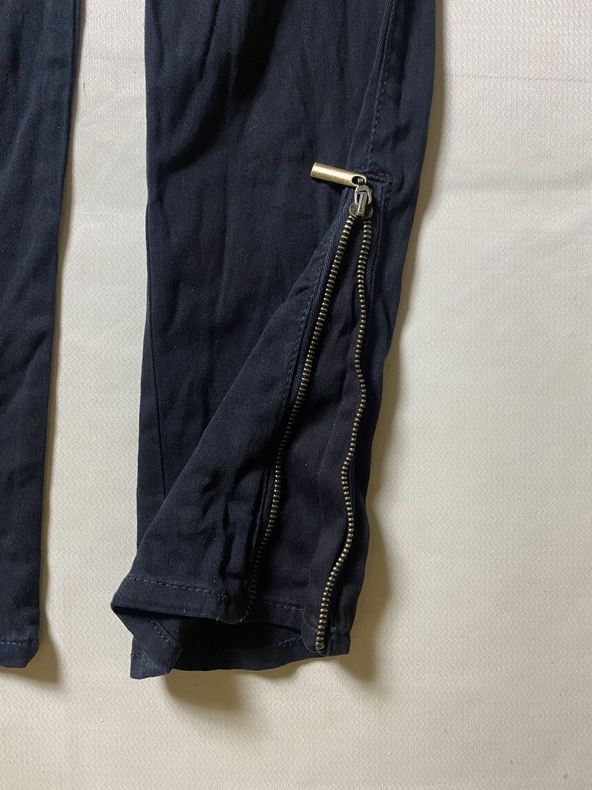 If Six Was Nine 2000s Cecil Mcbee Black Skinny Distressed With Ankle Zip Size 27" / US 4 / IT 40 - 8 Thumbnail