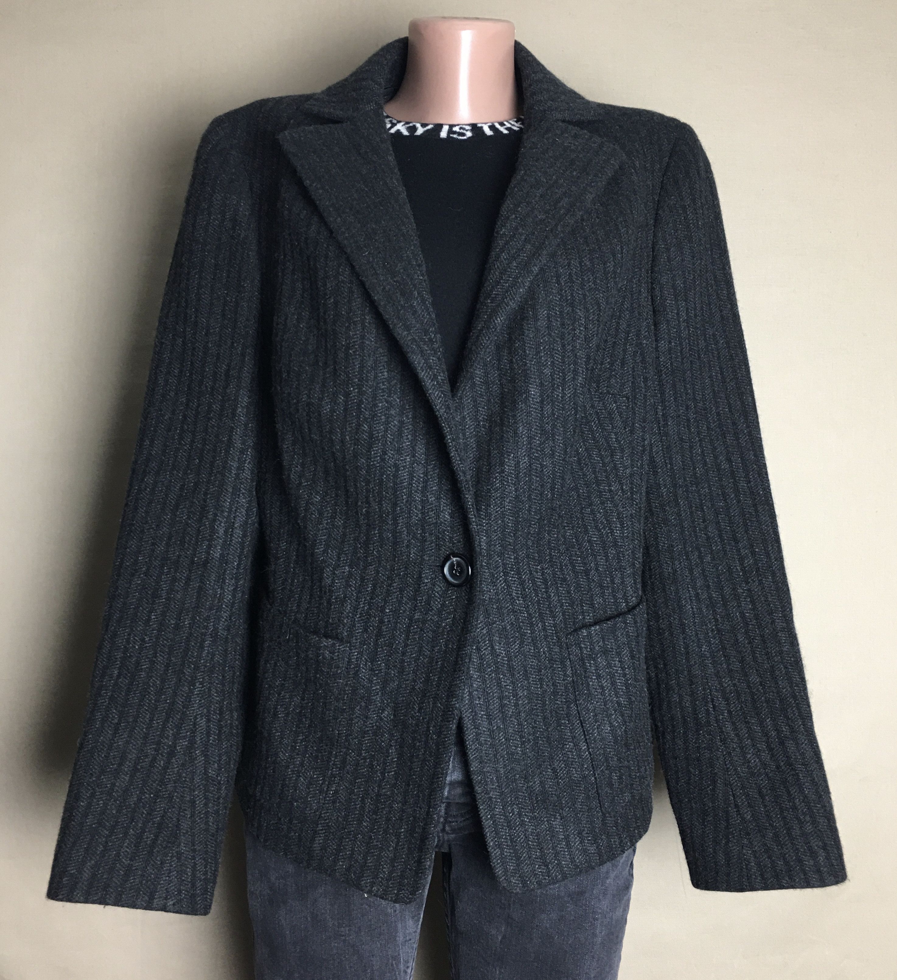 Akris AKRIS Cashmere Grey Striped Blazer Jacket EU44 US14 Size XL / US 12-14 / IT 48-50 - 1 Thumbnail
