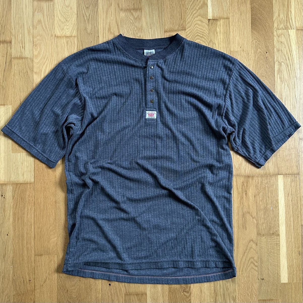 Levi's Vintage Clothing Levi’s Grey Vintage T-Shirt (L-XL) Size US L / EU 52-54 / 3 - 1 Thumbnail