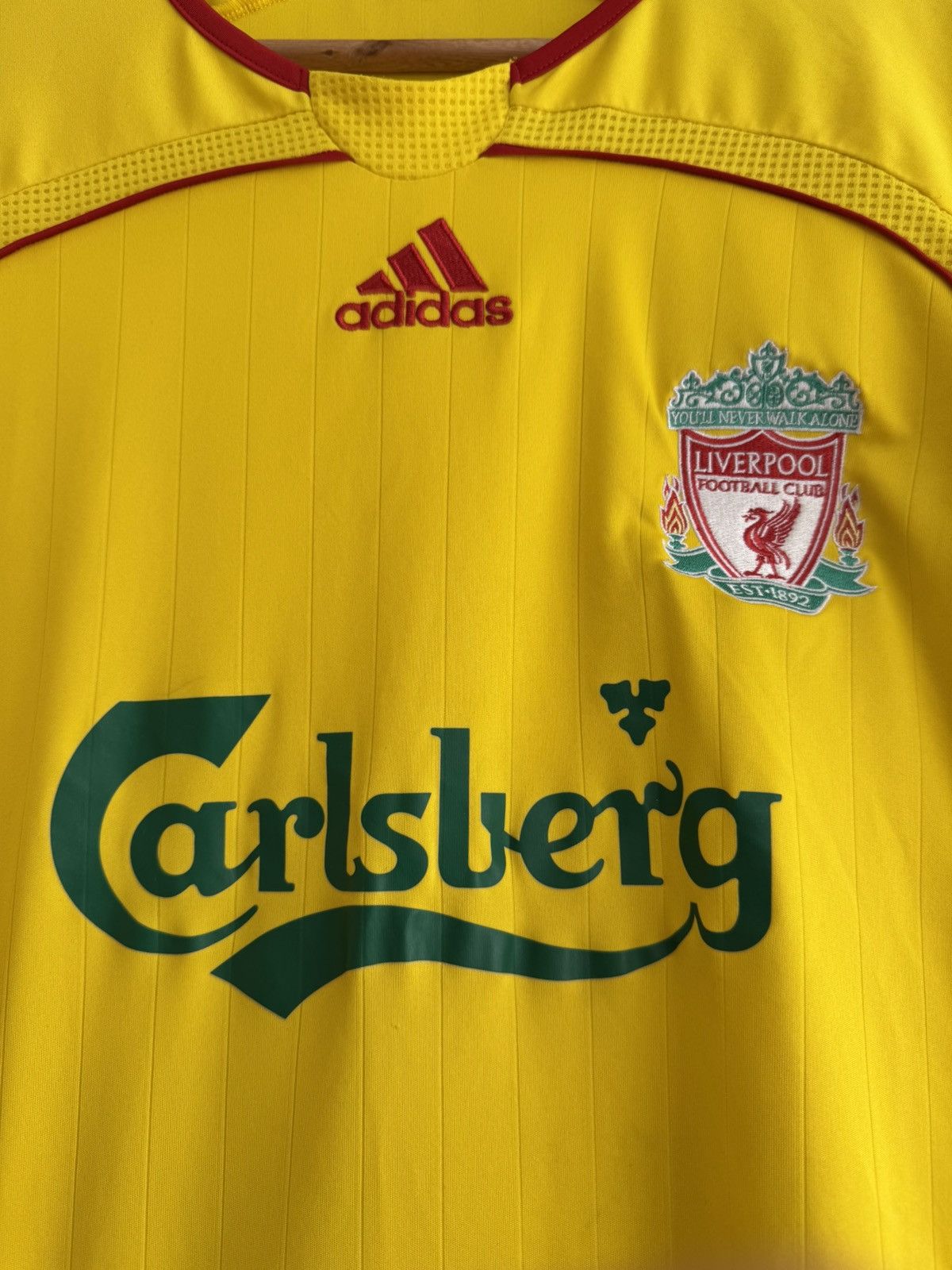 Adidas × Vintage Vintage Liverpool 2006-2007 Away Soccer Jersey Football Kit Size US M / EU 48-50 / 2 - 6 Thumbnail
