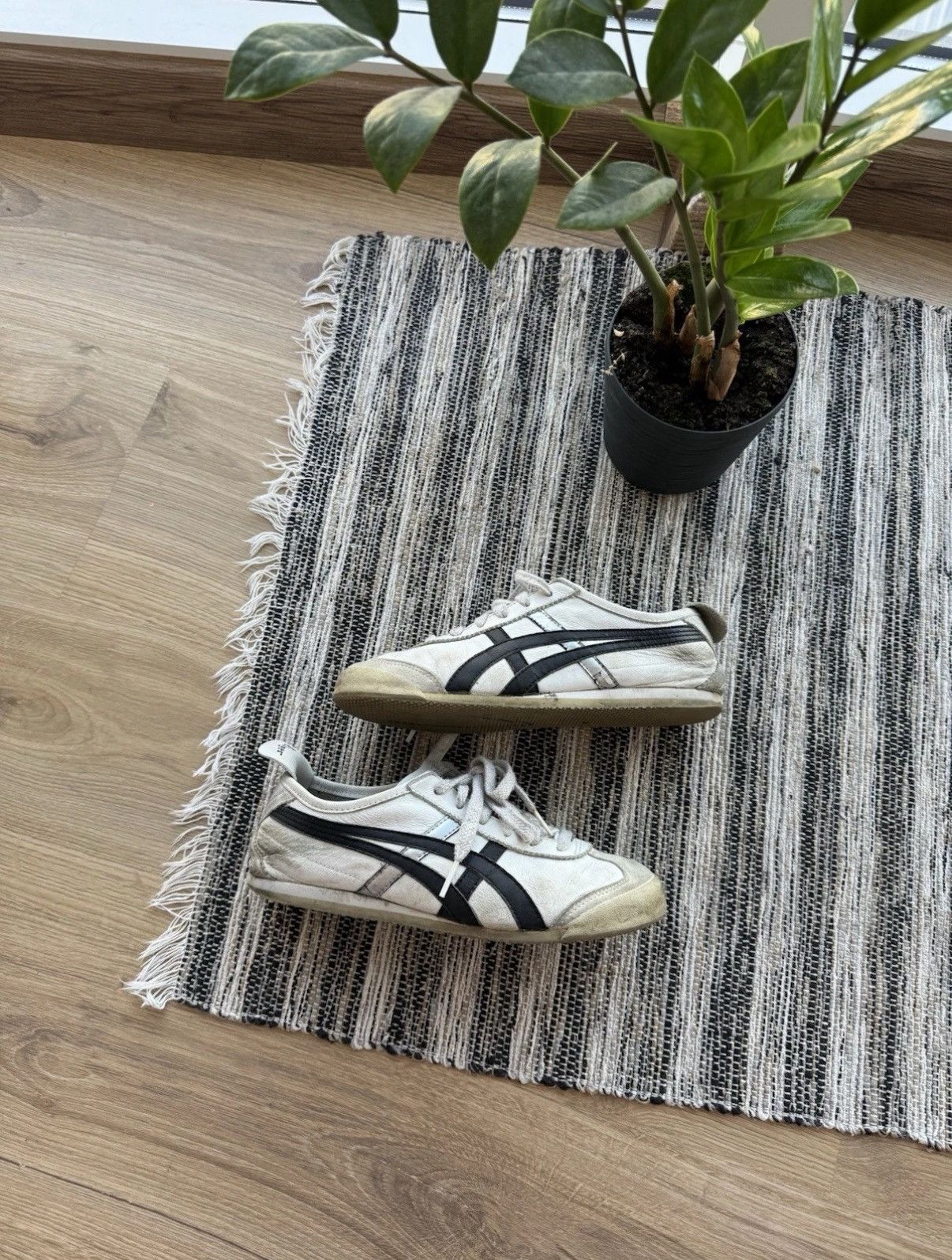 Asics Asics Onitsuka Tiger Vintage Leather White sneaker shoes Size US 7 / IT 37 - 2 Thumbnail