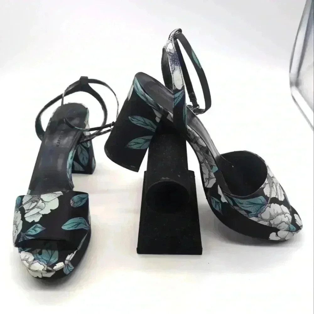 Designer Charles and Keith Floral Pattern Platform Sandals Blue Size US 8 / IT 38 - 1 Thumbnail