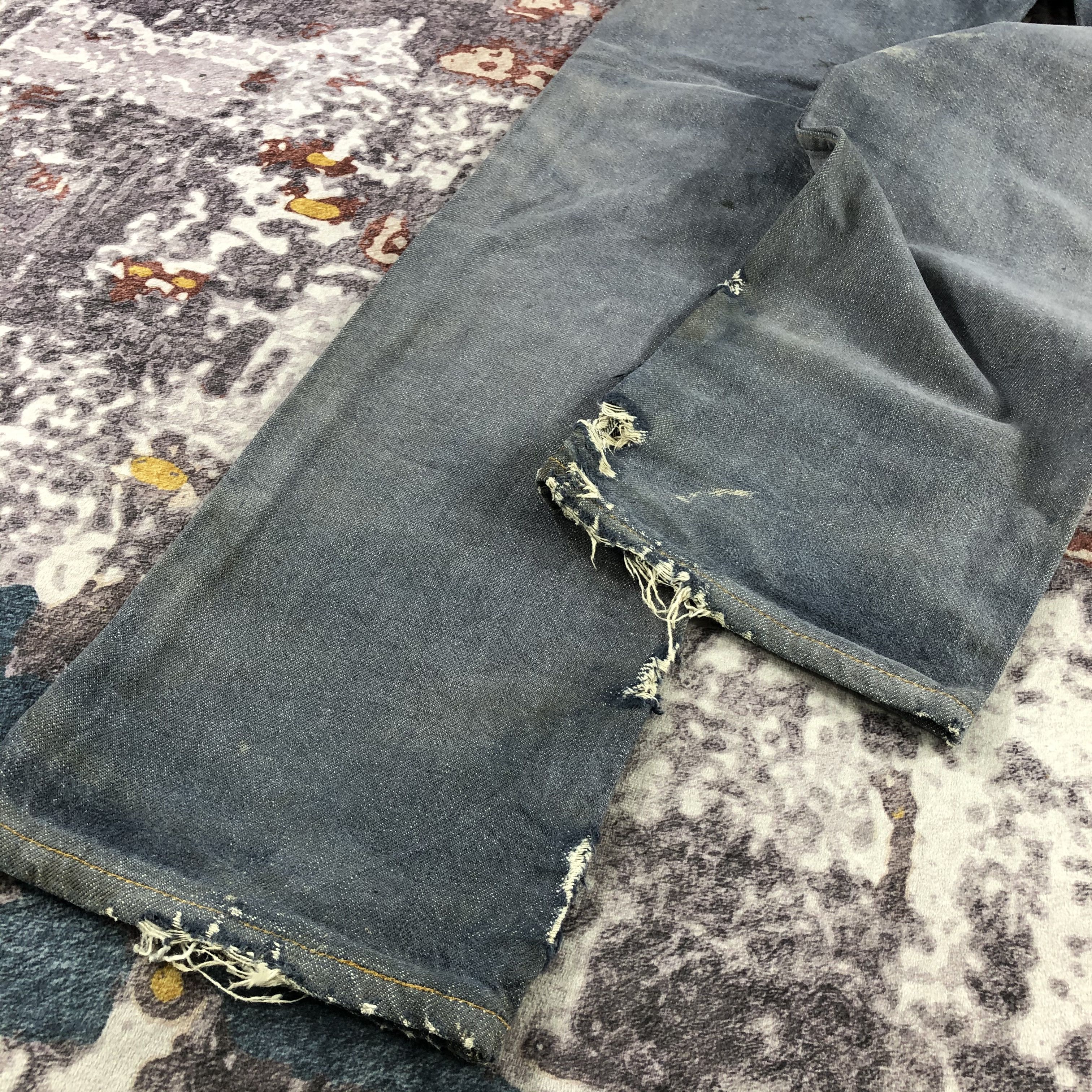 Levi's 90s Vintage Ripped Levis 501 Jeans-JM2674 Size US 28 / EU 44 - 4 Thumbnail