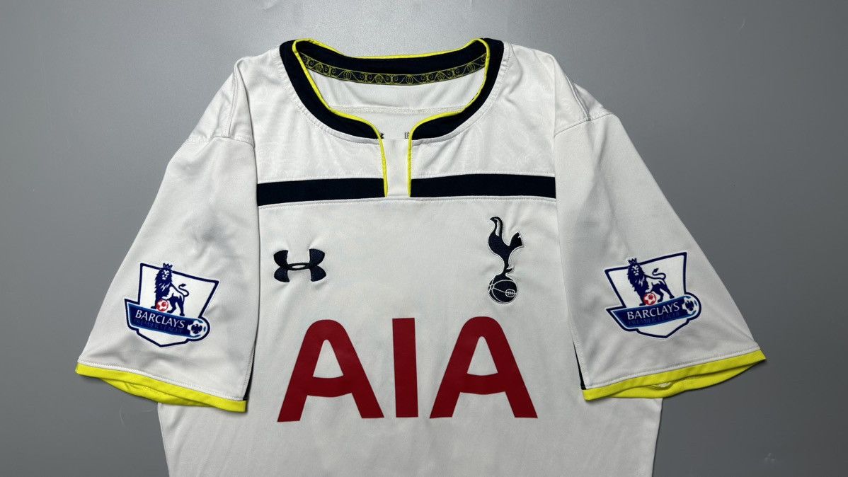 Under Armour TOTTENHAM UNDER ARMOUR 2014/2015 FOOTBALL JERSEY #19 DEMBELE Size US L / EU 52-54 / 3 - 3 Thumbnail