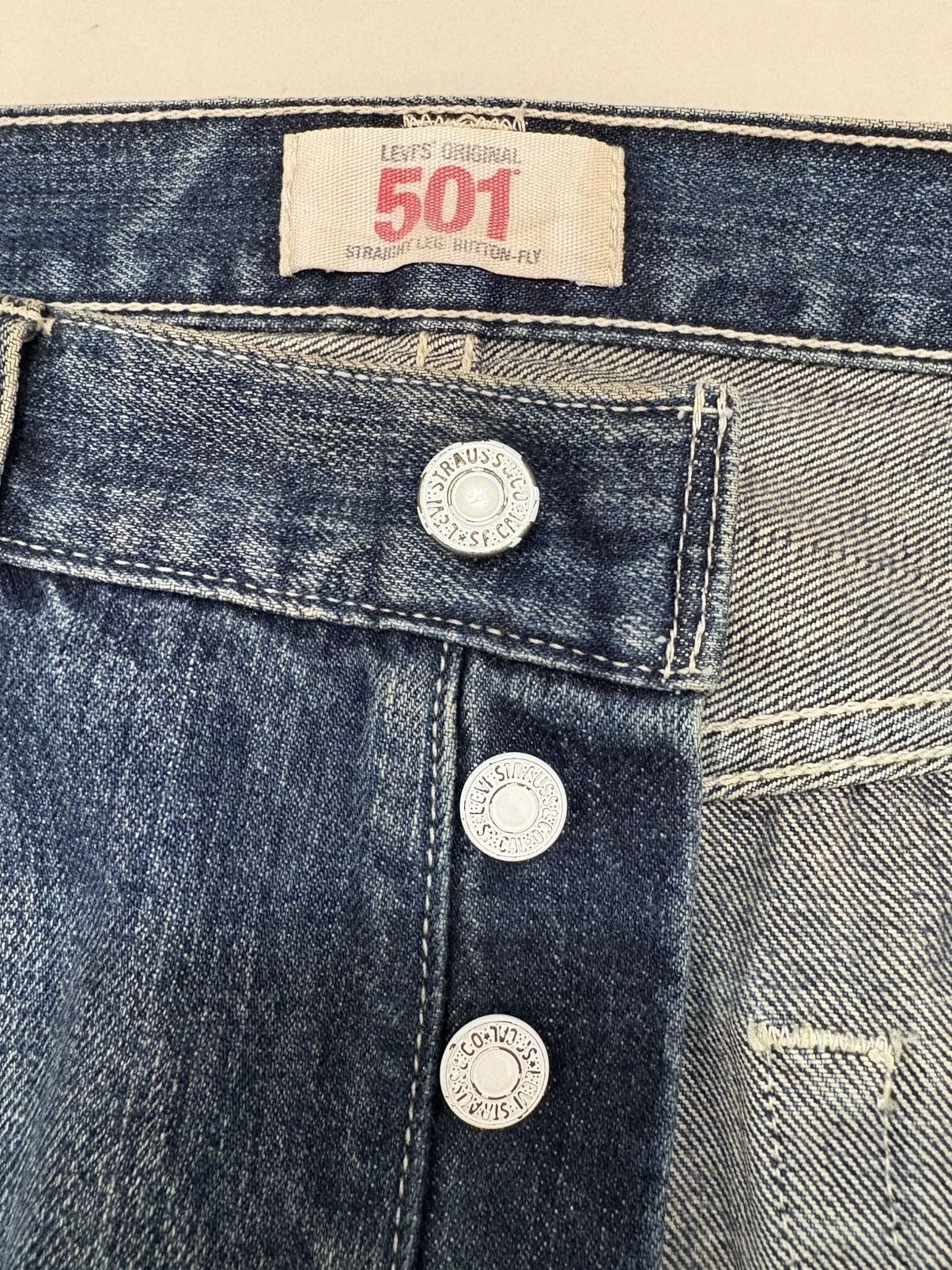 Levi's Levi's 501 Heavily Distressed Jeans Denim Size US 35 - 13 Thumbnail