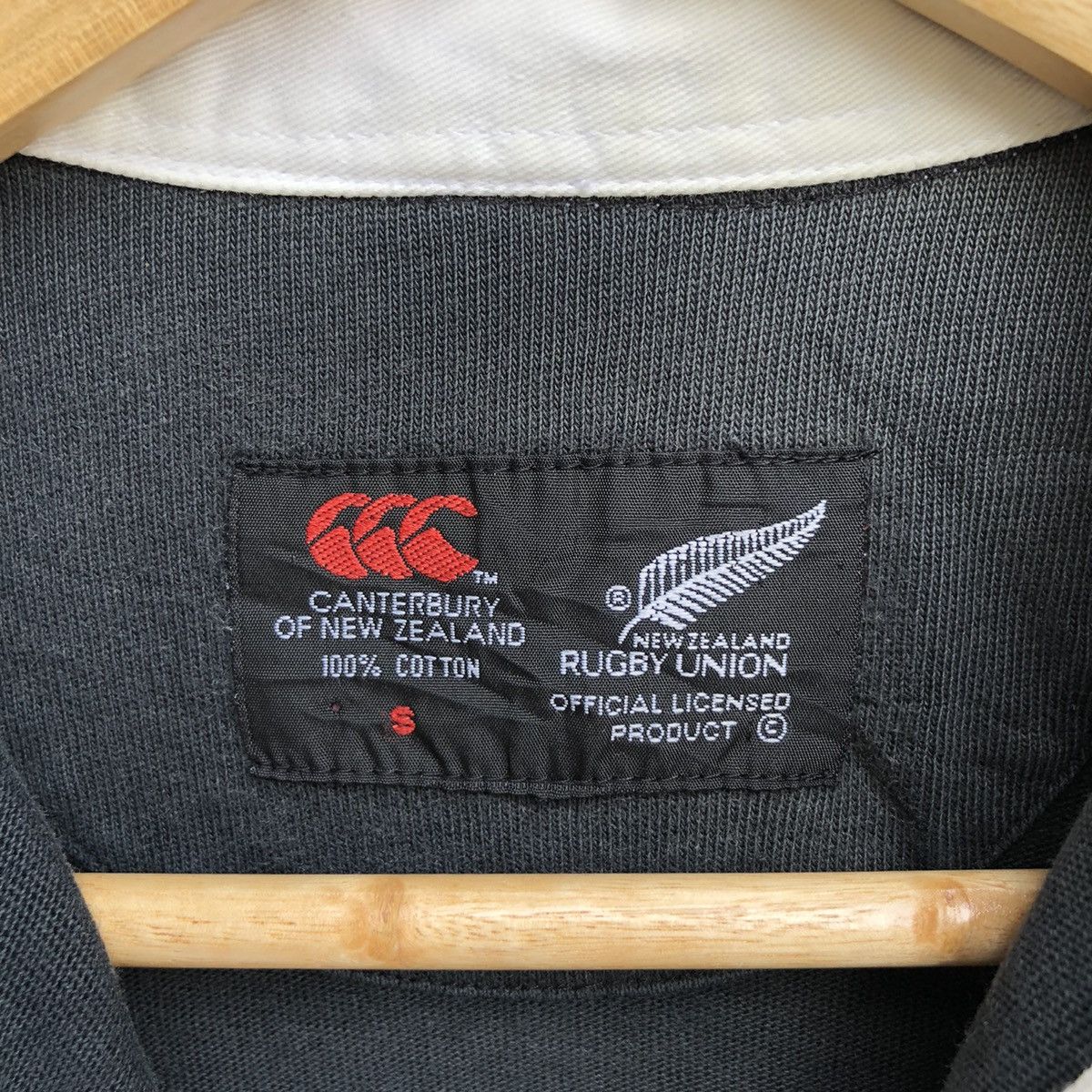 Canterbury of New Zealand Vintage 1994 New Zealand All Black Steinlager Rugby TShirt Size US S / EU 44-46 / 1 - 4 Thumbnail
