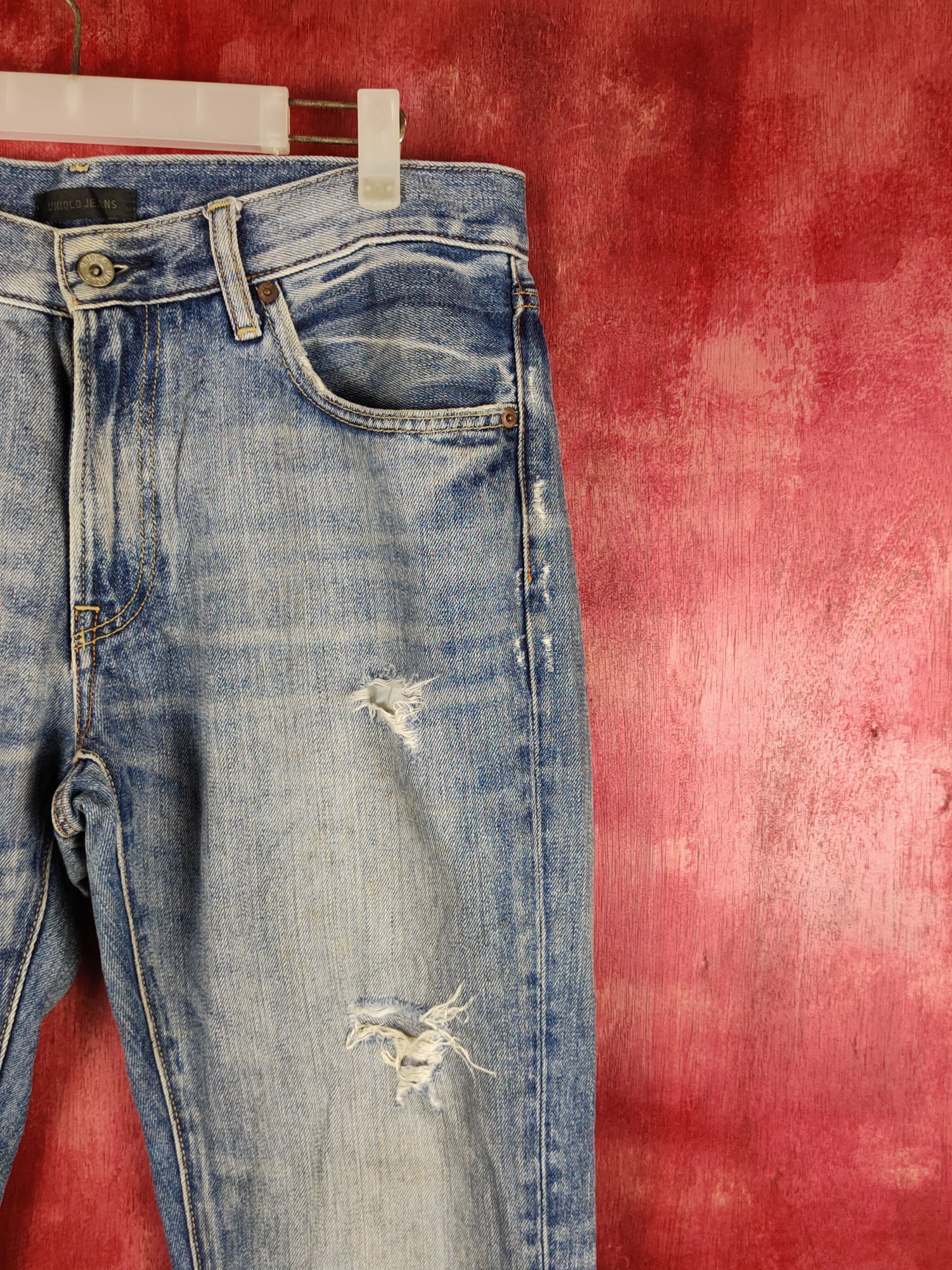 Japanese Brand Uniqlo Blue Faded Distressed Ripped Jeans #S2199 Size US 32 / EU 48 - 5 Thumbnail