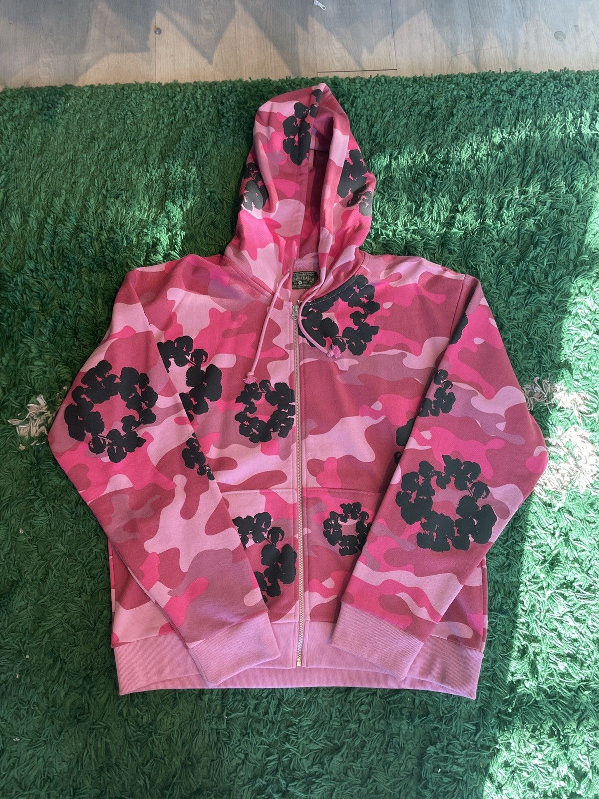 DENIM TEARS Denim Tears Pink Camo Cotton Wreath Zip Up