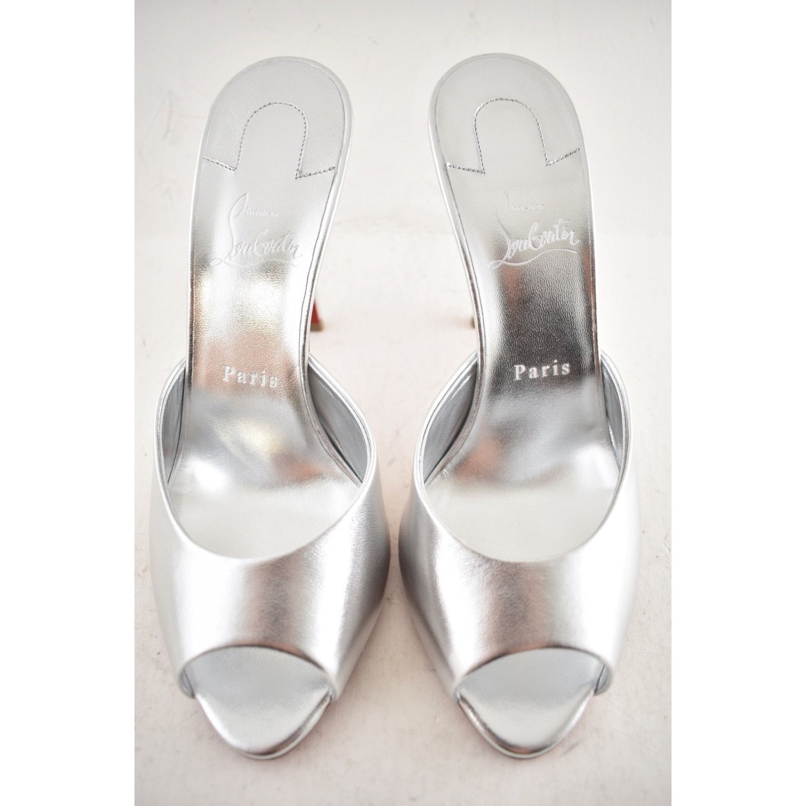 Christian Louboutin Christian Louboutin Me Dolly Silver Nappa Backless Mule 39 Size US 9 / IT 39 - 7 Thumbnail