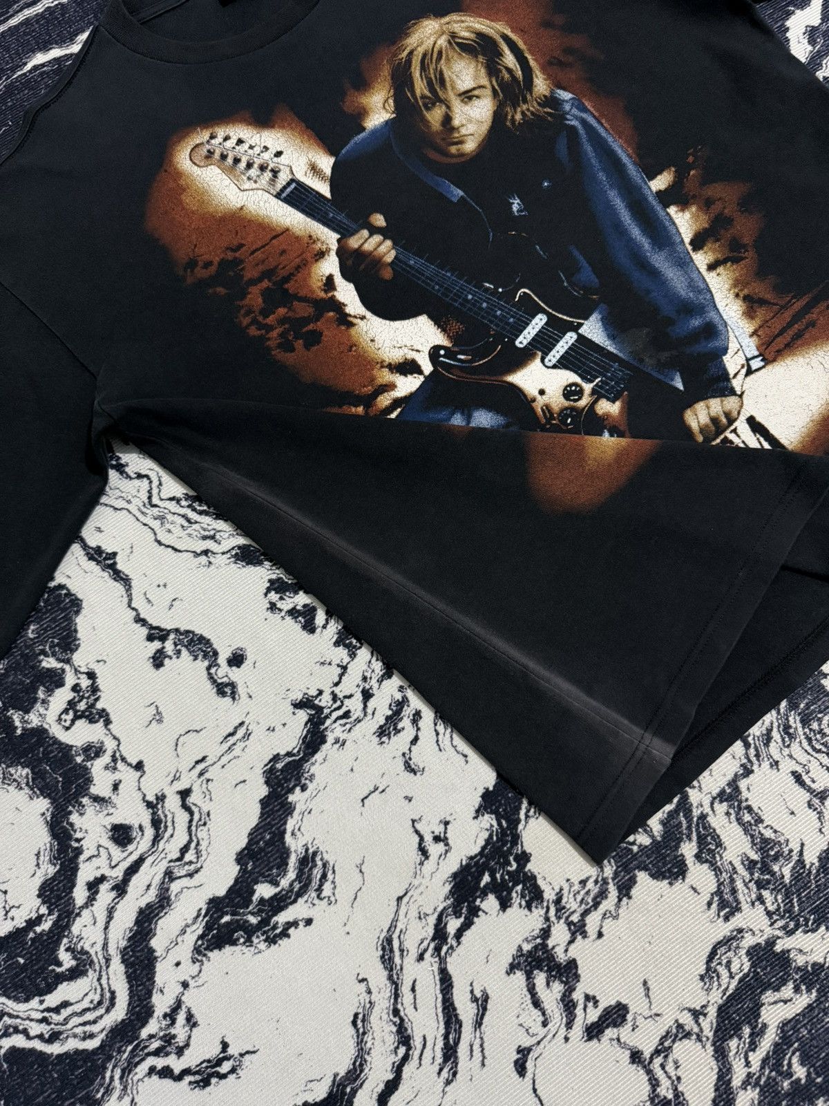 Band Tees Vintage nirvana kurt cobain 1999 long sleeve tshirt Size US XL / EU 56 / 4 - 12 Thumbnail