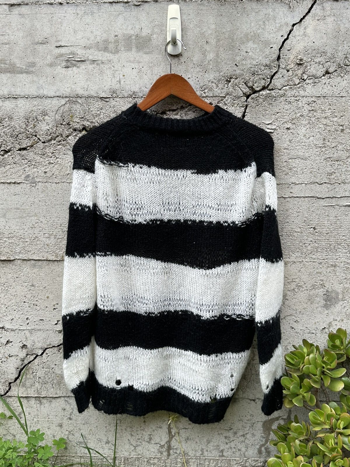 Acne Studios RARE GRAIL Acne Studios Kurt cobain distressed Italian knit Size US M / EU 48-50 / 2 - 4 Thumbnail