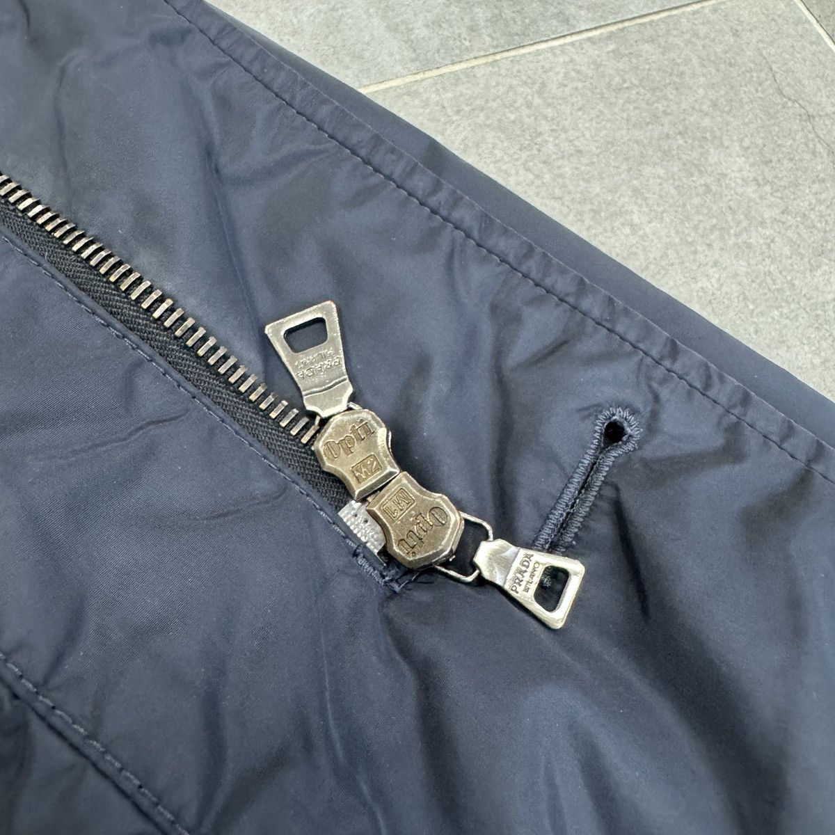 Prada Rare Prada Milano Nylon Navy Blue Jacket Size 50 Size US M / EU 48-50 / 2 - 14 Thumbnail