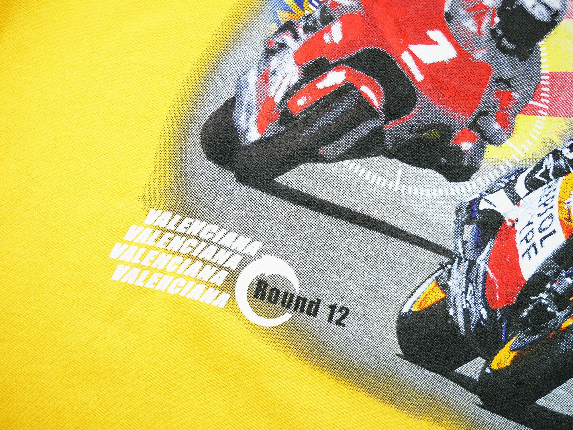 Vintage MotoGP vintage 2001 year t-shirt Size US XL / EU 56 / 4 - 7 Thumbnail