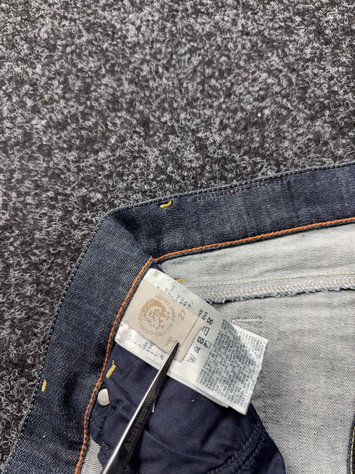 Diesel Luxury 00s Diesel Bootzee ST Slim Bootcut Flare Retro Jeans Size 27" / US 4 / IT 40 - 8 Thumbnail