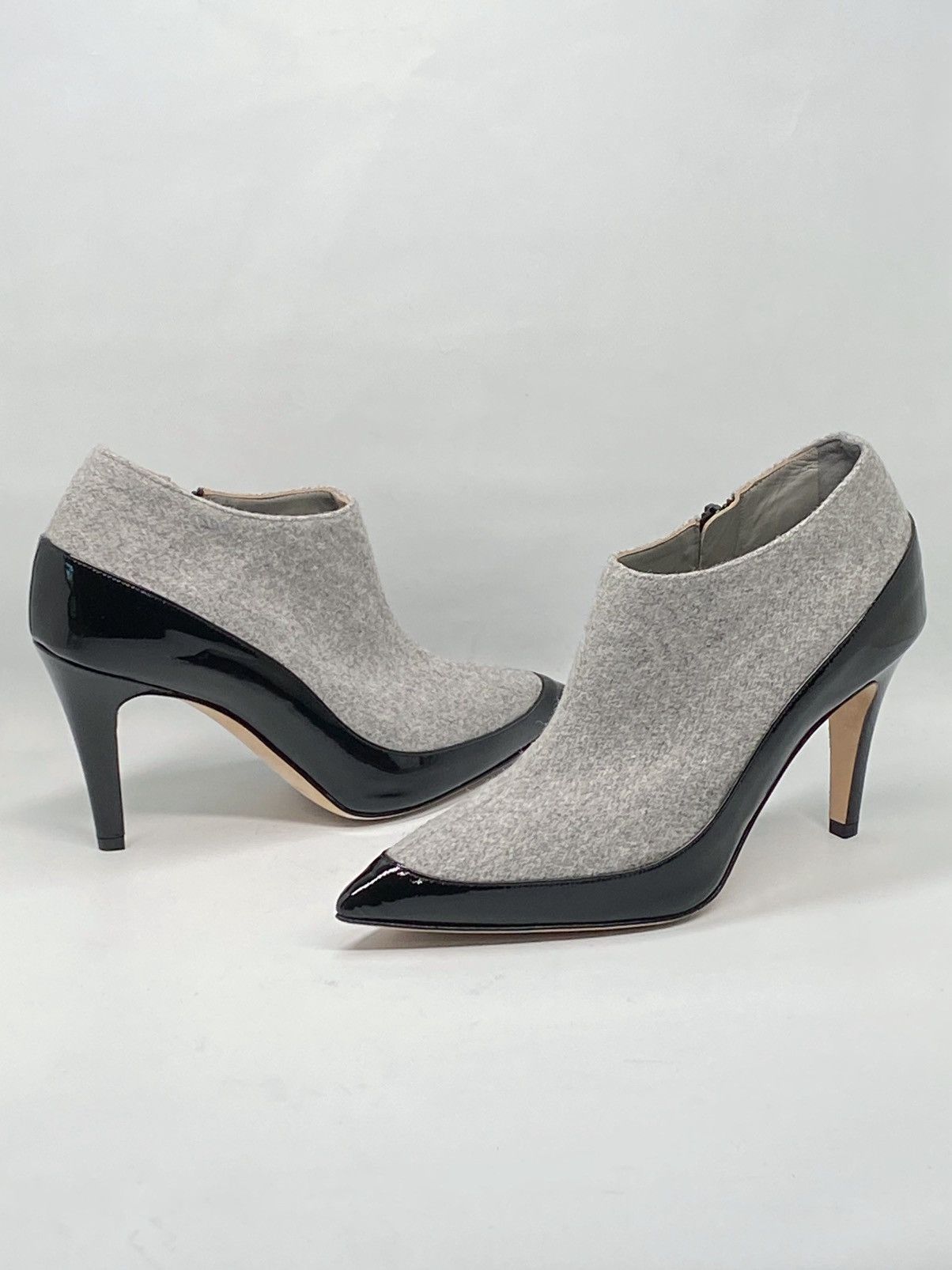 Manolo Blahnik Manolo Blahnik Archepla Wool-Blend Booties size 38 Size US 8 / IT 38 - 9 Thumbnail