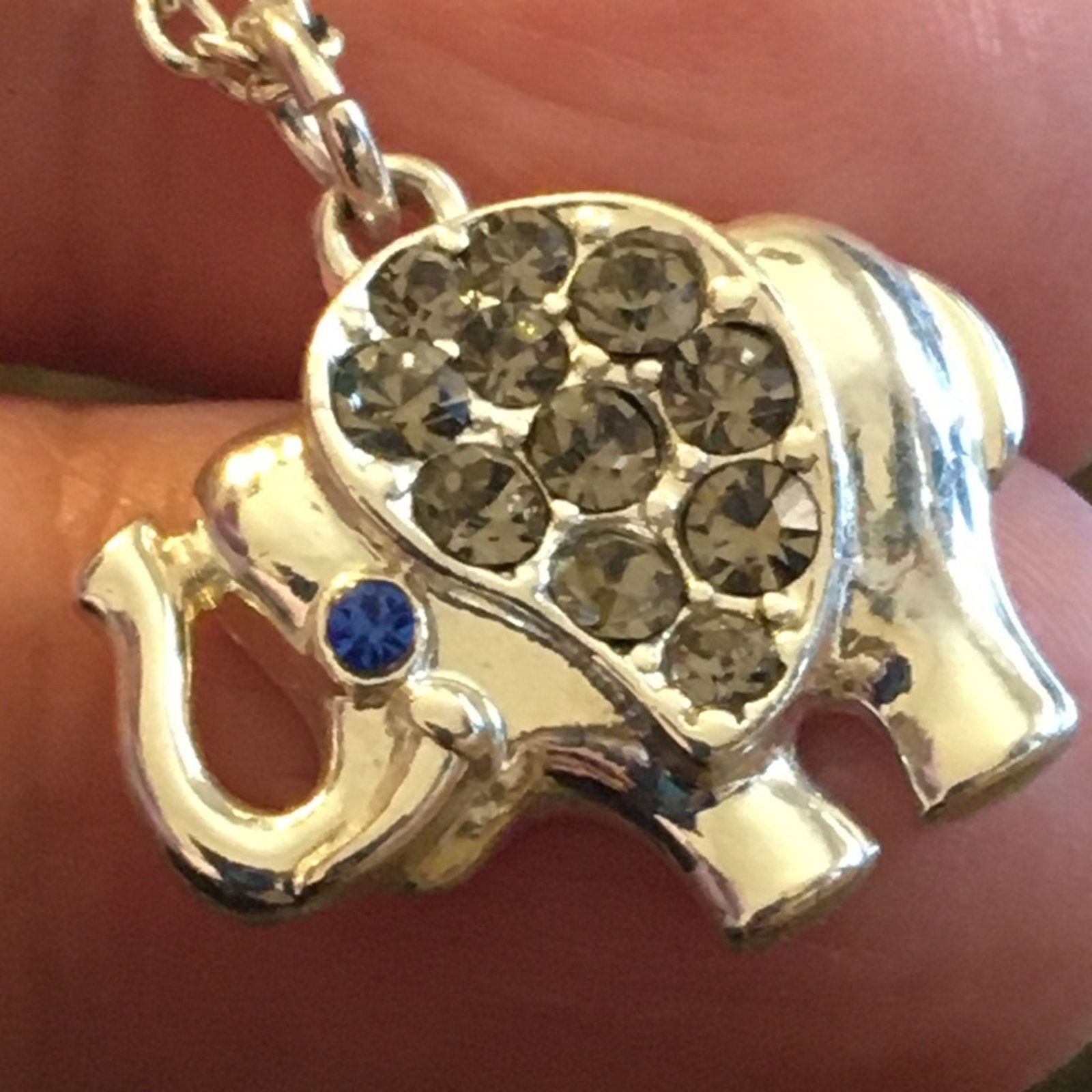 Jewelry Avon lucky elephant shiny silver tone necklace Size ONE SIZE - 7 Thumbnail