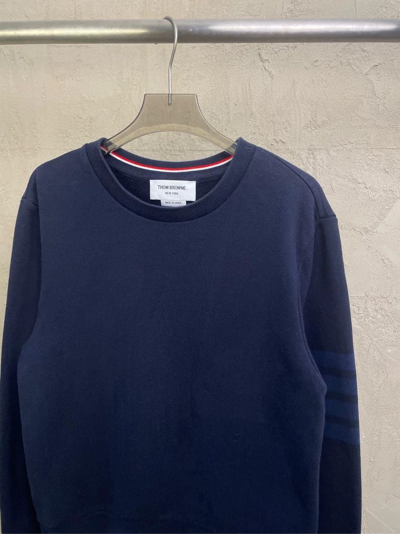 Thom Browne Thom browne Dark blue four-striped round-neck sweatshirt 25 Size US XS / EU 42 / 0 - 3 Thumbnail
