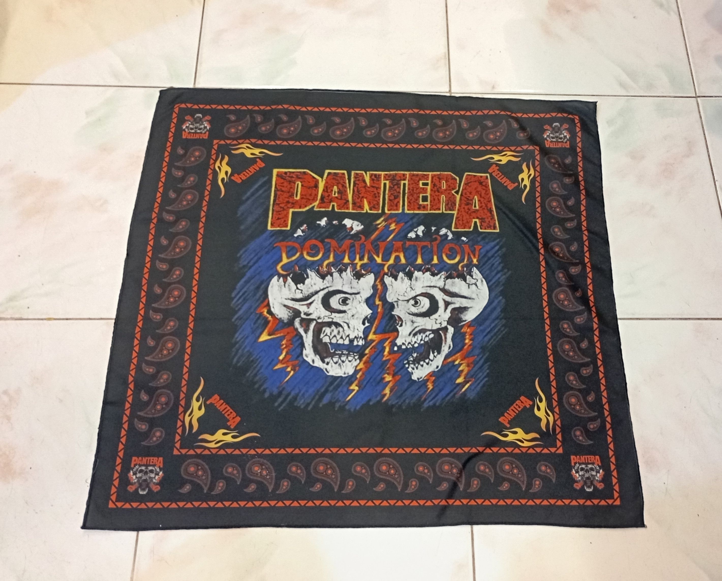 Band Tees Skulls Bandana Handkerchief Motor head Size ONE SIZE - 1 Thumbnail