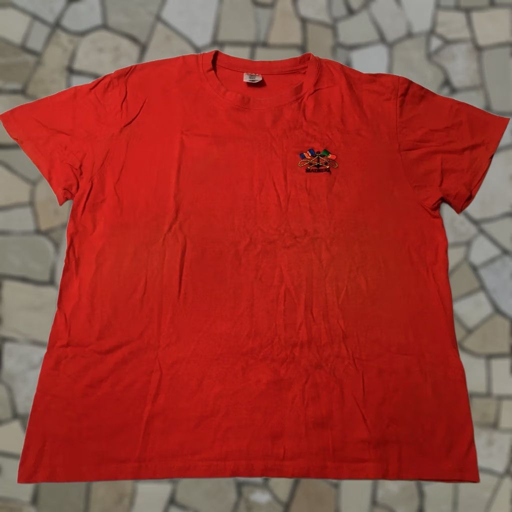 Vintage VINTAGE REYA T-Shirt 2XL RED GRAPHIC MADEIRA PORTUGAL Short Sleeve Crew Neck Mens Size US XXL / EU 58 / 5 - 1 Thumbnail