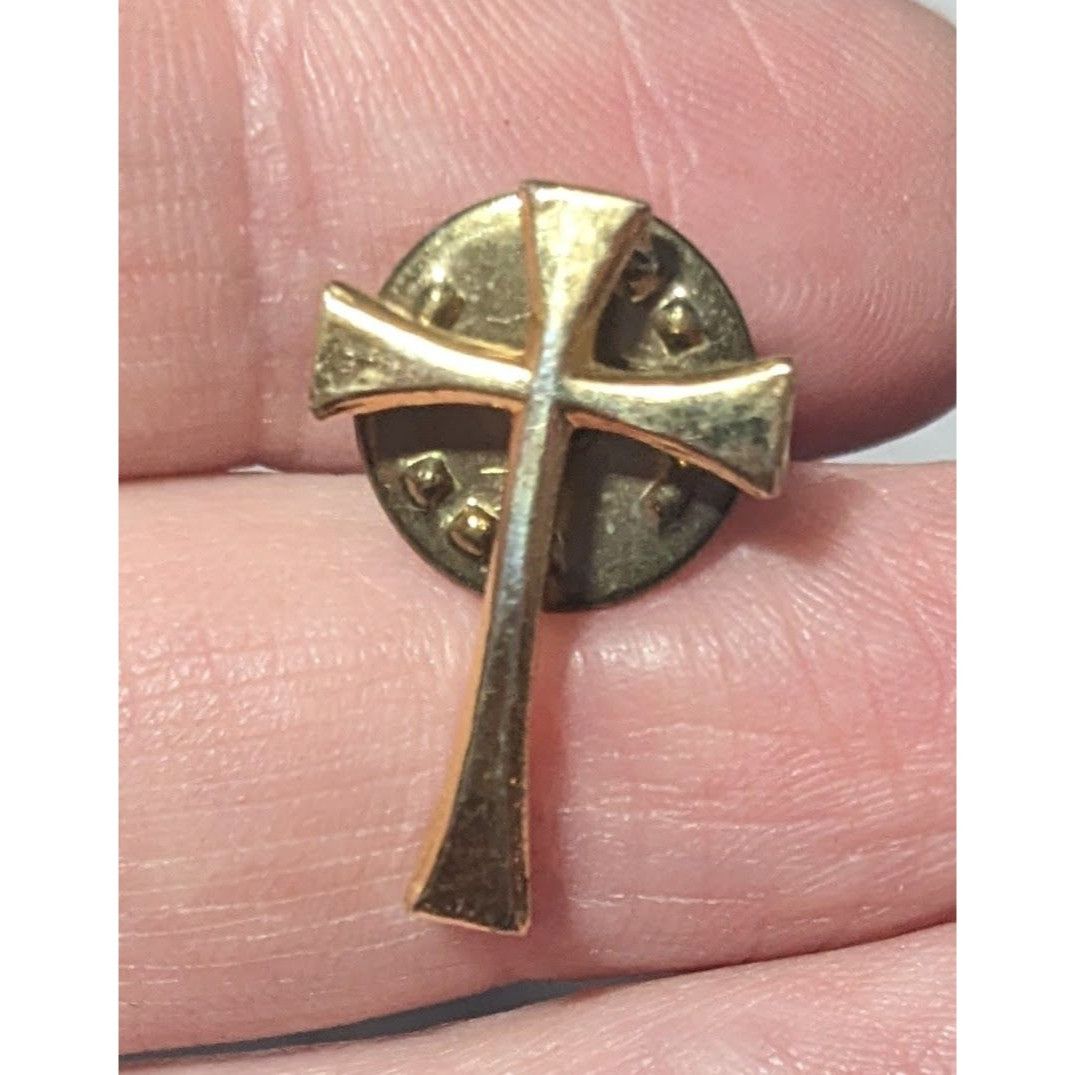 Other Minimalist Religious Gold Tone Cross Lapel Pin Size ONE SIZE - 3 Thumbnail