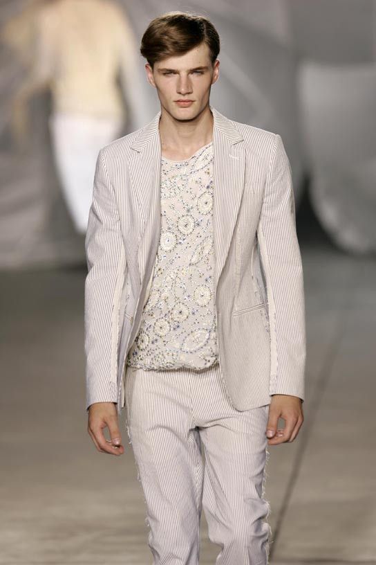 Alexander McQueen S/S 2006 Alexander McQueen RUNWAY Deconstructed Striped Suit Size 48R - 1 Thumbnail