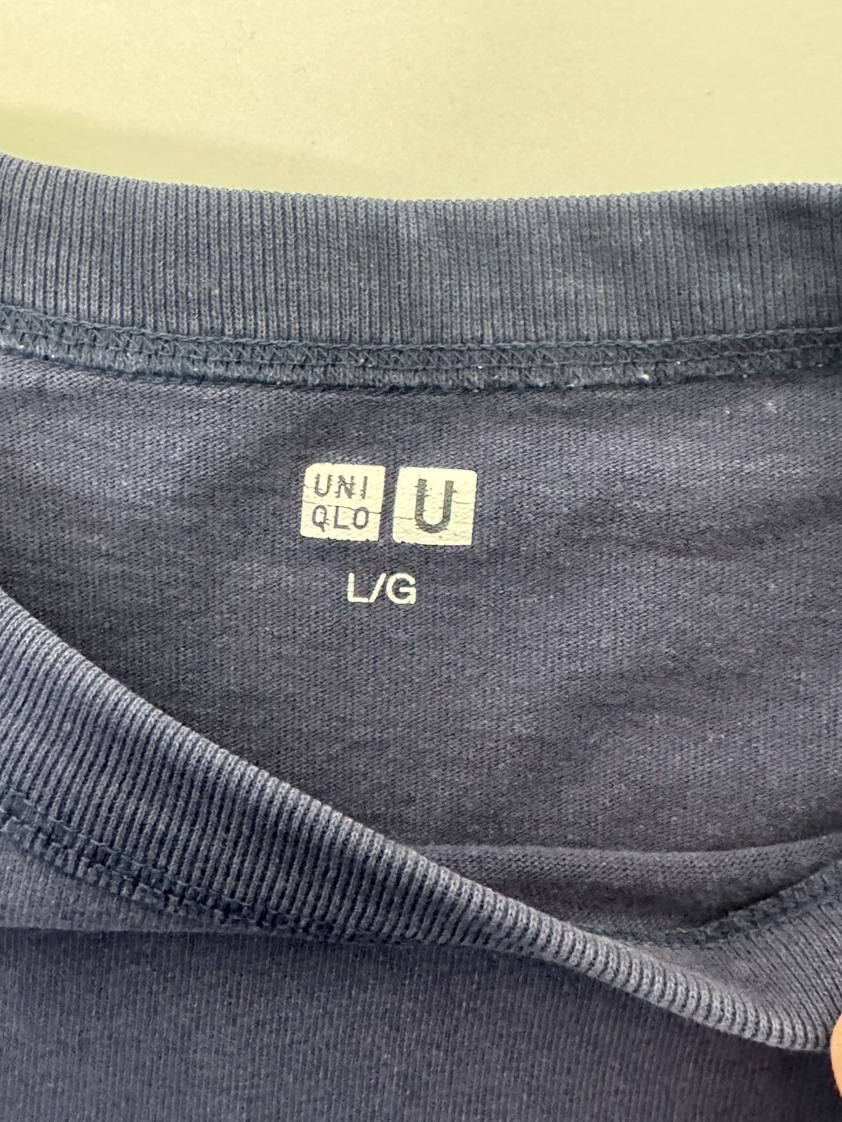 Uniqlo Uniqlo Tee Size US L / EU 52-54 / 3 - 2 Thumbnail