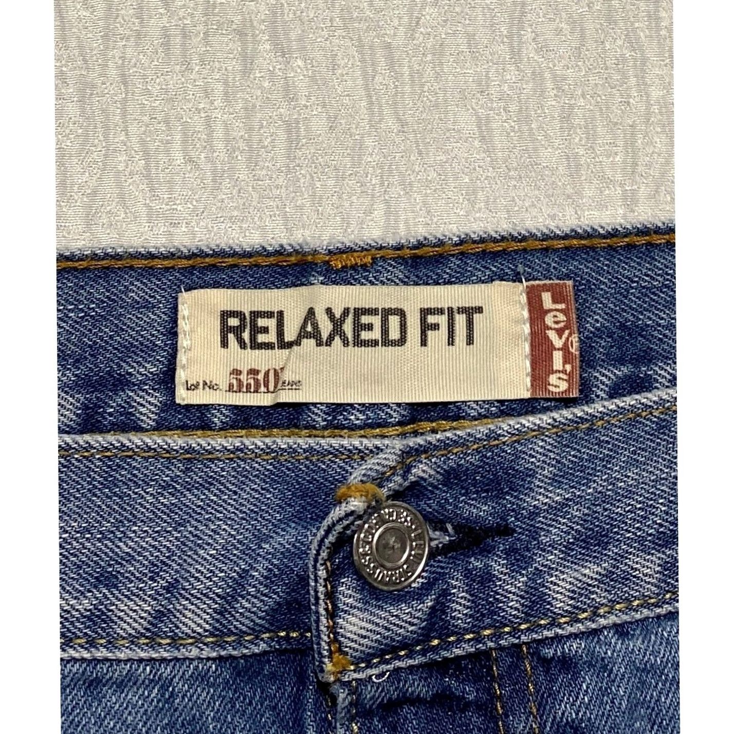 Levi's VINTAGE Levi’s 550 Jeans Men 40x30 Blue Denim Relaxed Fit Straight 5-Pocket Logo Mens Size US 40 / EU 56 - 2 Thumbnail
