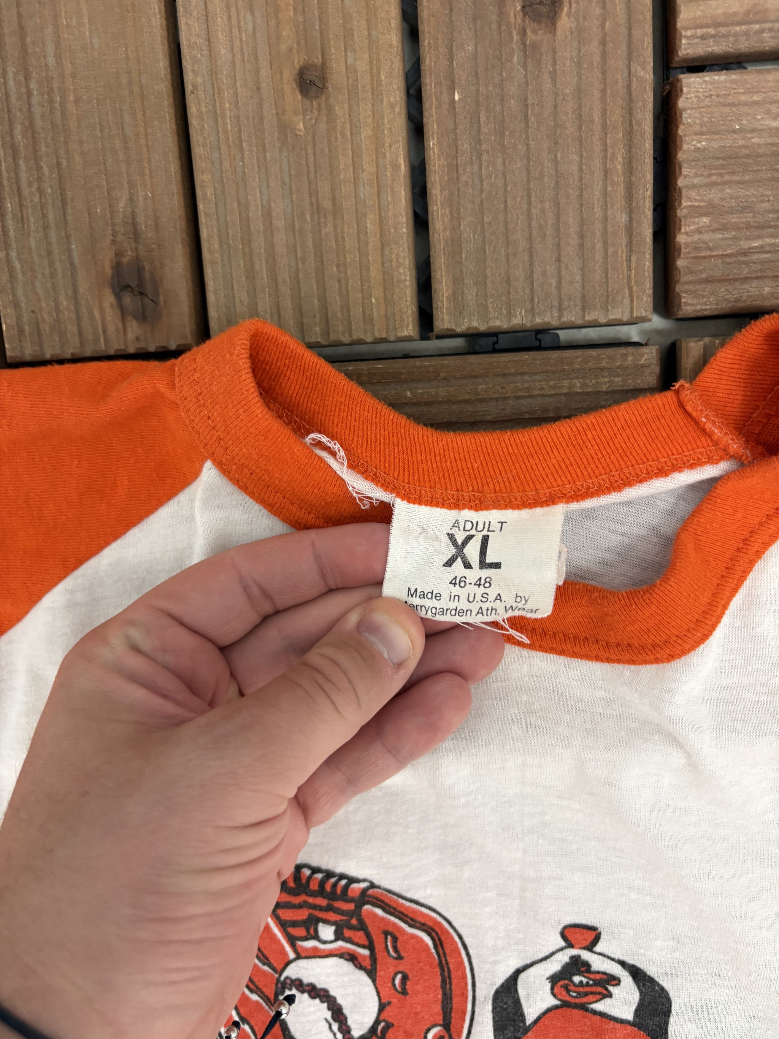 Vintage Baltimore Orioles Catch Orioles Magic Vintage White Shirt Size US XL / EU 56 / 4 - 6 Thumbnail