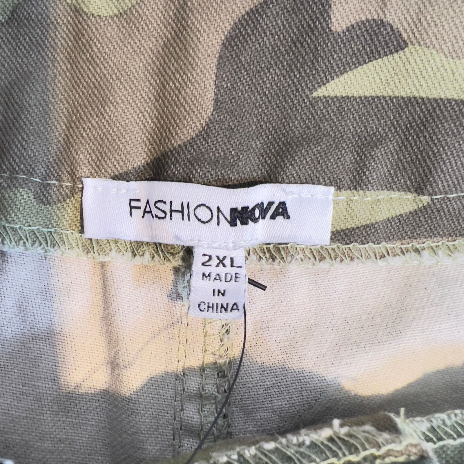 Other Fashion Nova Camouflage Pants Womans 2XL 100% Cotton Lace Up Size 38" / US 16 / IT 52 - 2 Thumbnail