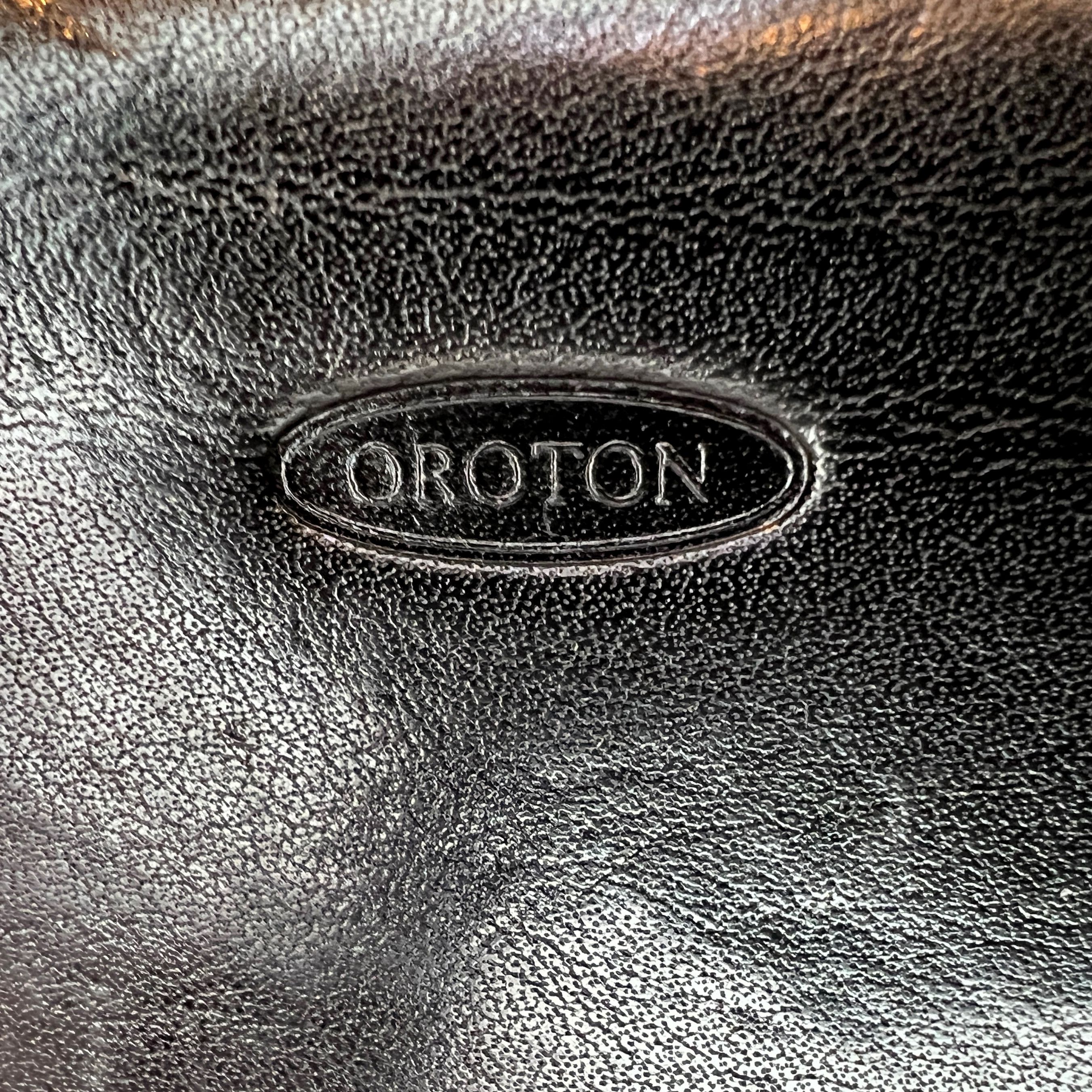 Designer Oroton Black Leather Clutch Wallet Beige Plaid Interior Size ONE SIZE - 2 Thumbnail