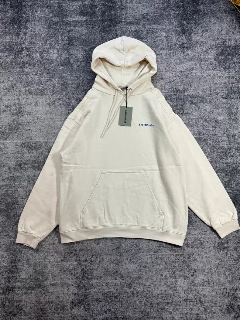 Balenciaga Balenciaga Off-white Hoodie with Front and Back Blue Text Size US XS / EU 42 / 0 - 1 Thumbnail