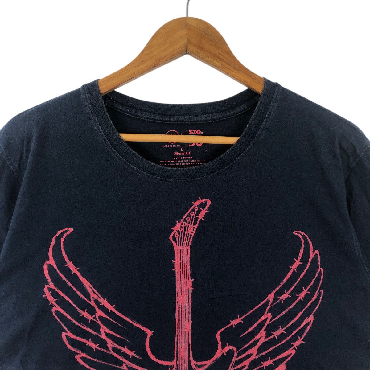 Hard Rock Cafe HARD ROCK CAFE x U2 Uyeno Eki Tokyo Store Edition Tee Shirt Size US L / EU 52-54 / 3 - 2 Thumbnail