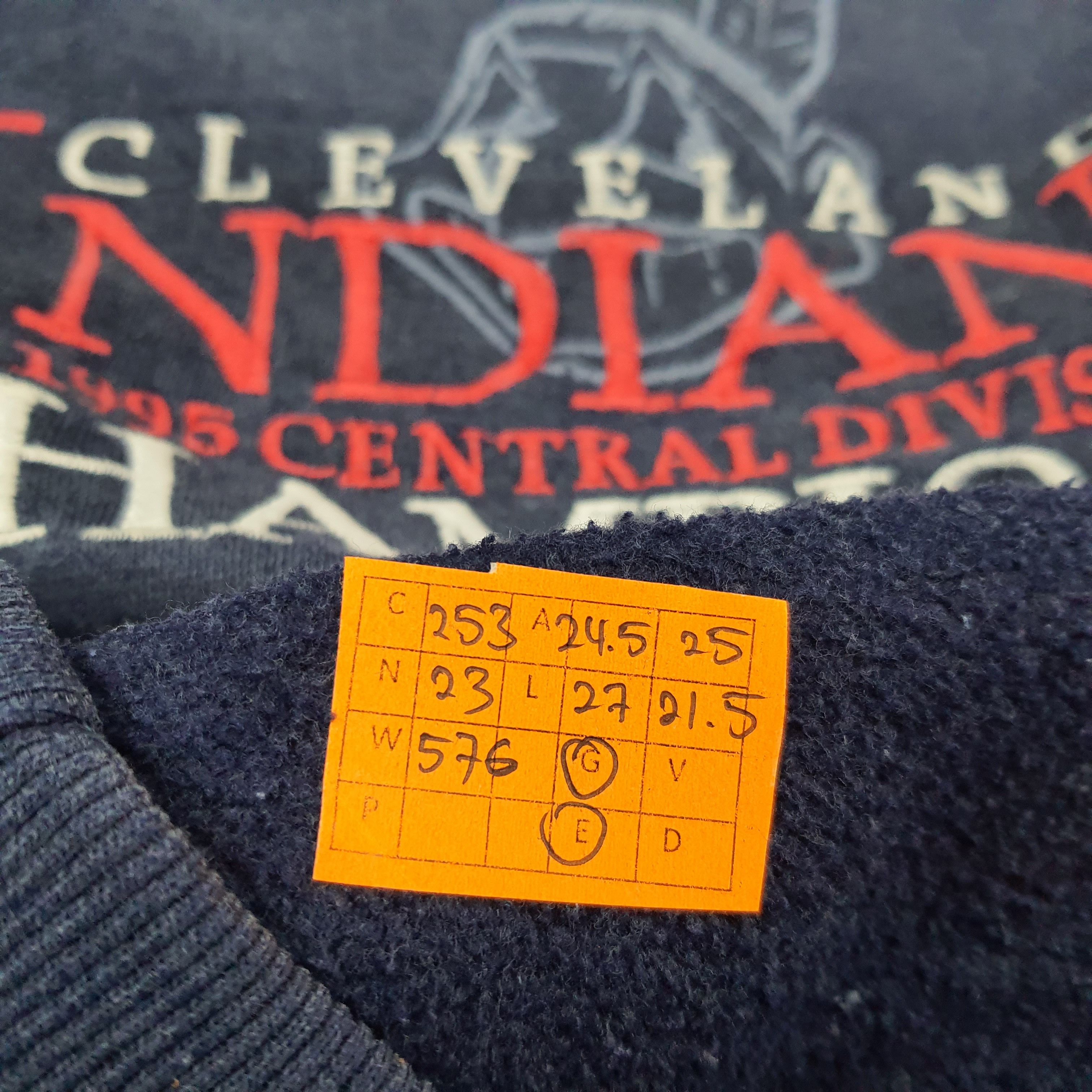 MLB Vintage Cleveland Indians Champions MLB Sweatshirt C253N23 Size US L / EU 52-54 / 3 - 6 Thumbnail