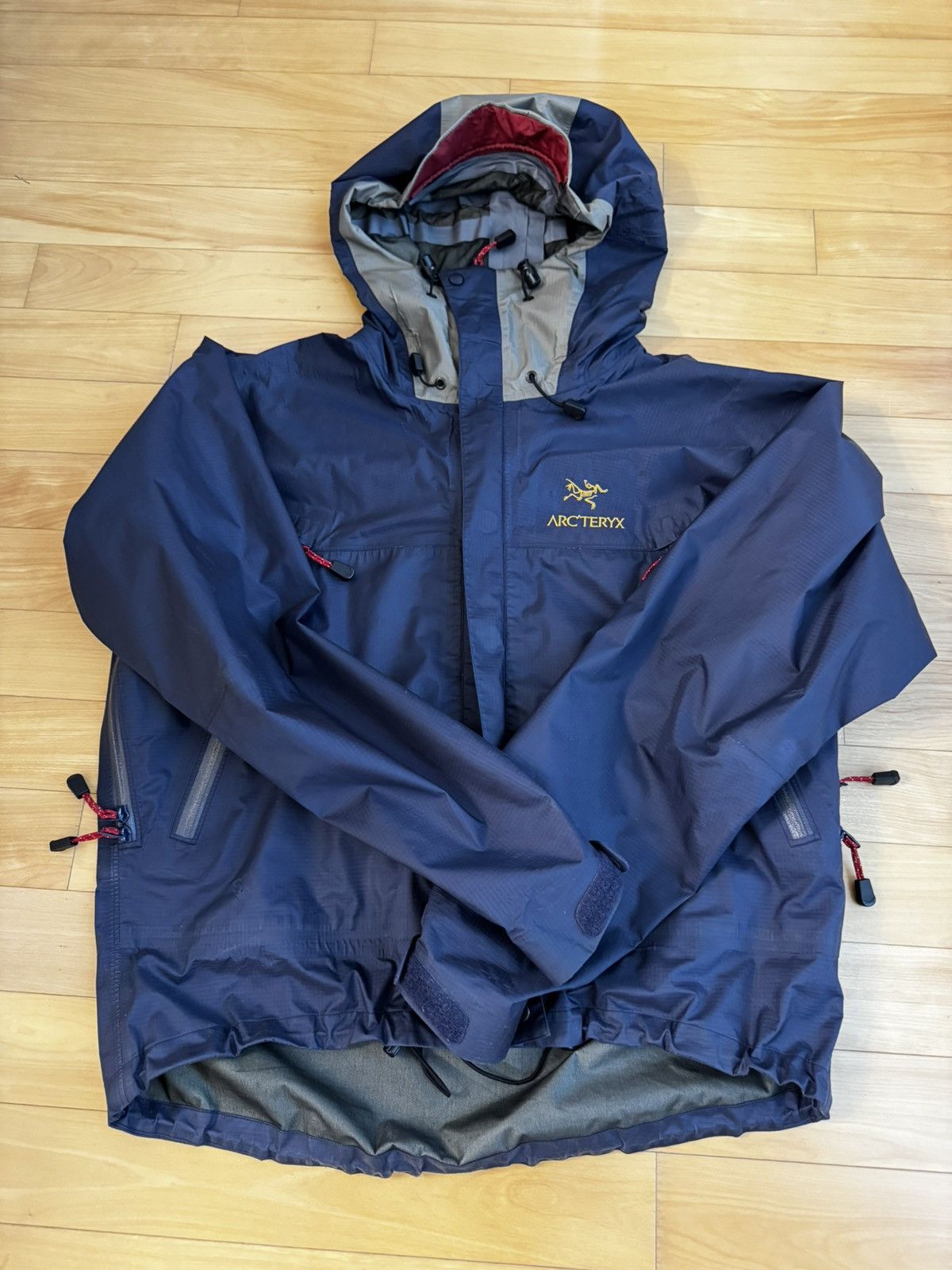 ジャケット・アウター Vintage ARC'TERYX 1998 BETA LT XL SHADOW 1998 Arcteryx 'Shadow' Theta LT Goretex Jacket www