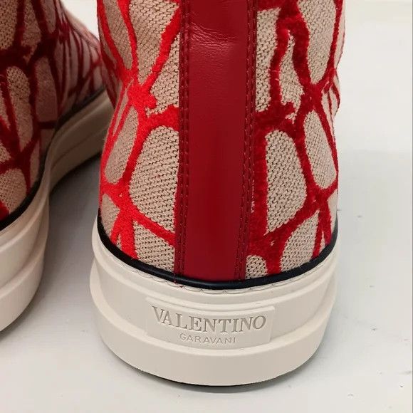Valentino Valentino Garavani Mens Toile Iconographe Sneakers EU43/US10 Size US 10 / EU 43 - 12 Thumbnail